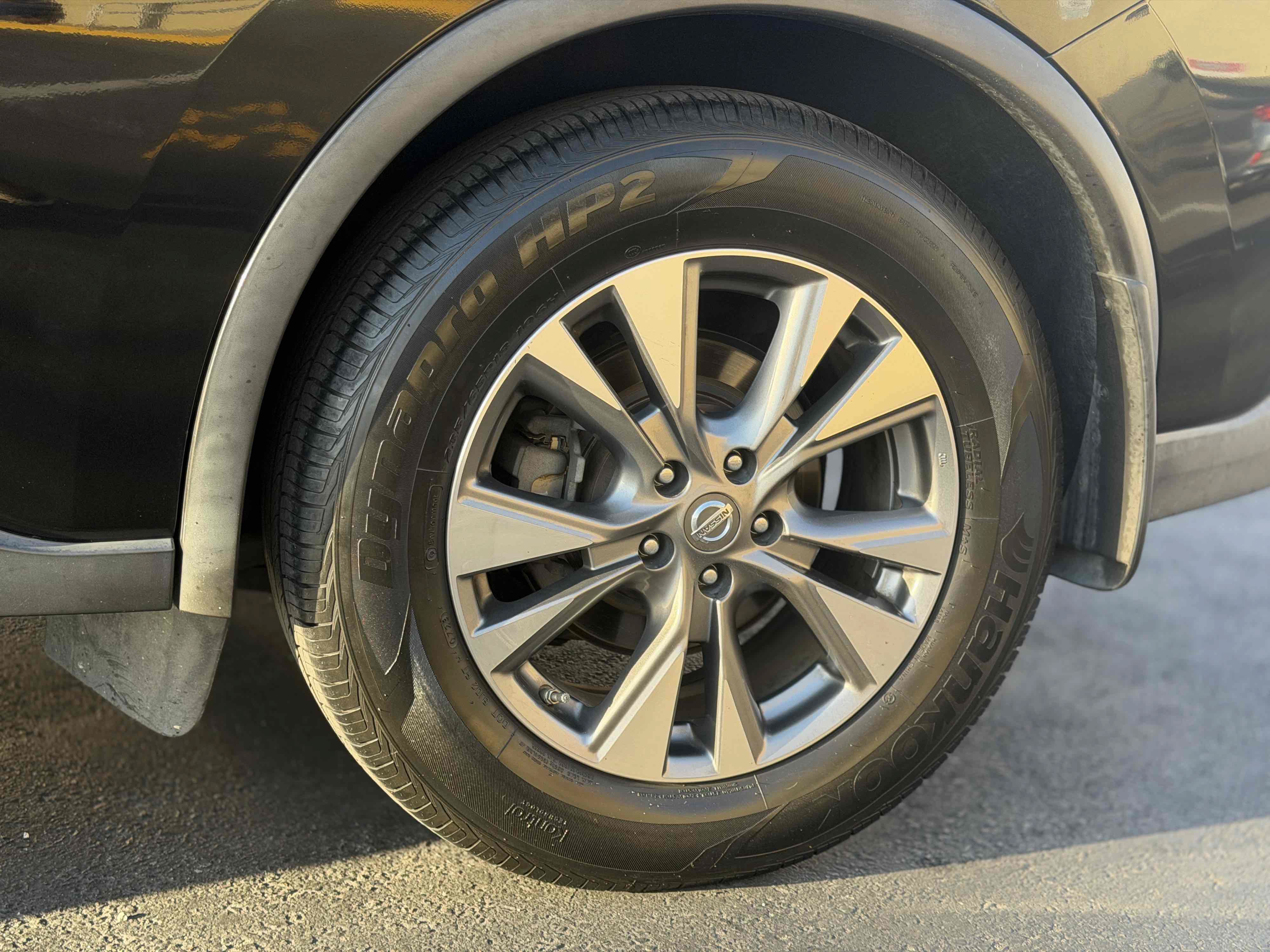 Used 2017 Nissan Murano SV w/ Cargo Package FWD image 14