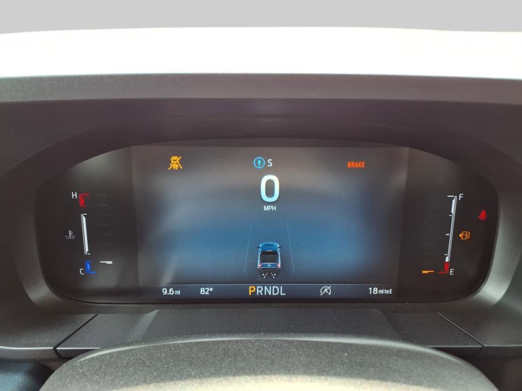 New 2025 Ford Maverick XLT w/ XLT Luxury Package image 9