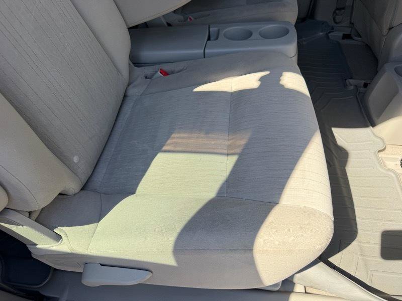 Used 2015 Nissan Quest SV FWD image 44