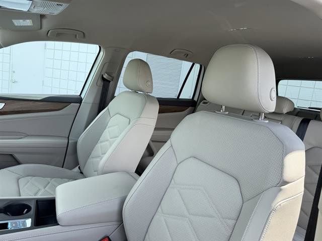 New 2026 Volkswagen Atlas SE image 17