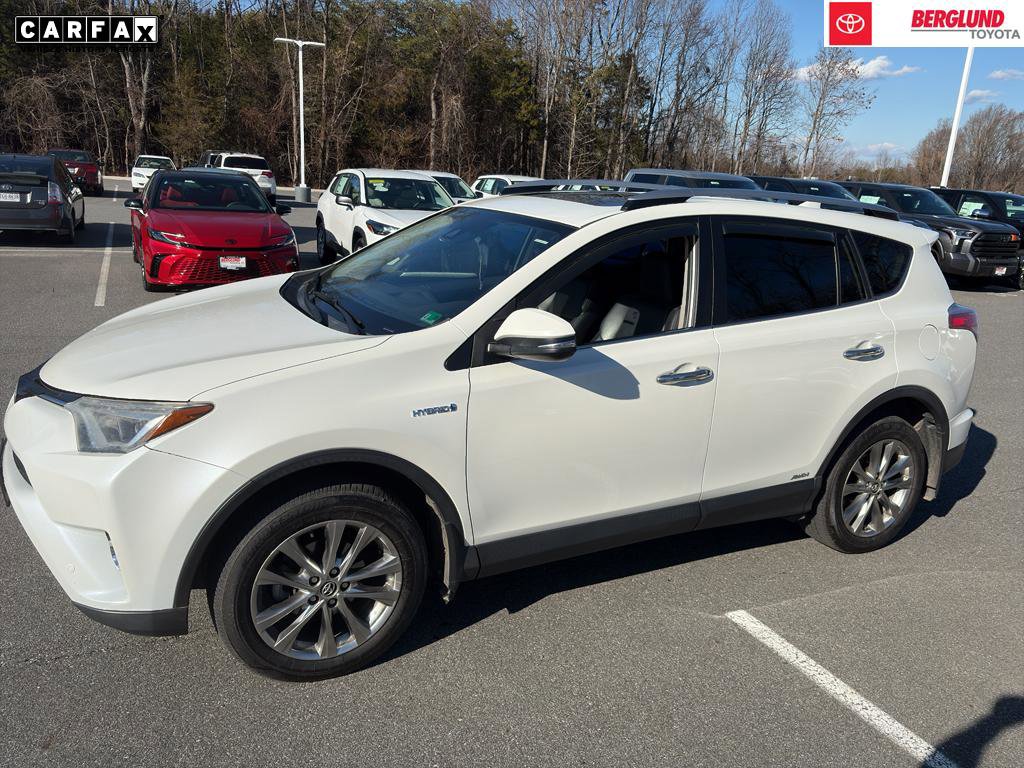 Used 2018 Toyota RAV4 Limited image 1