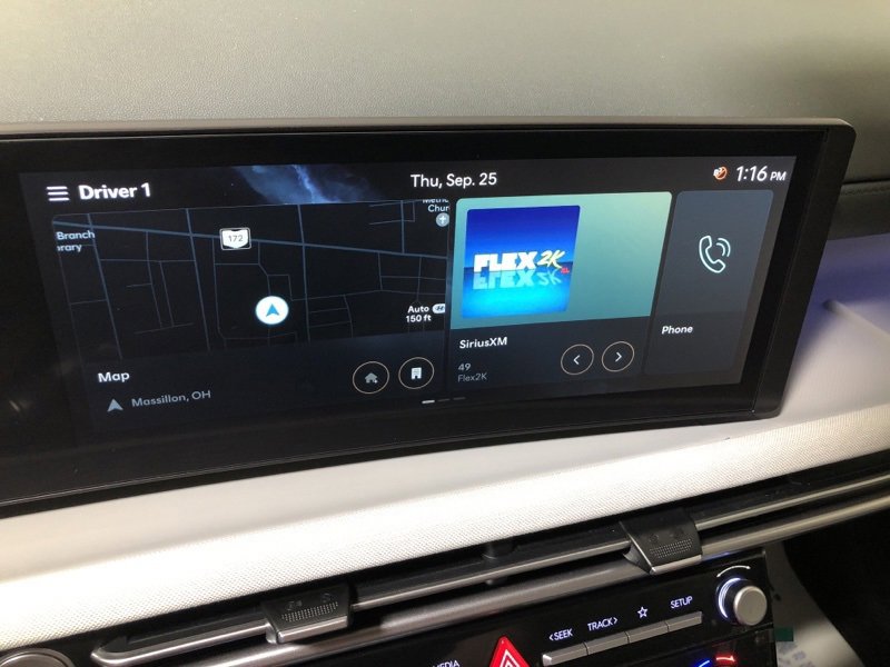 Used 2025 Hyundai Tucson Limited image 33