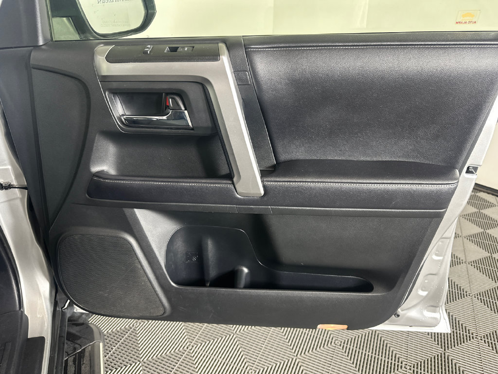 Used 2019 Toyota 4Runner SR5 Premium RWD image 14