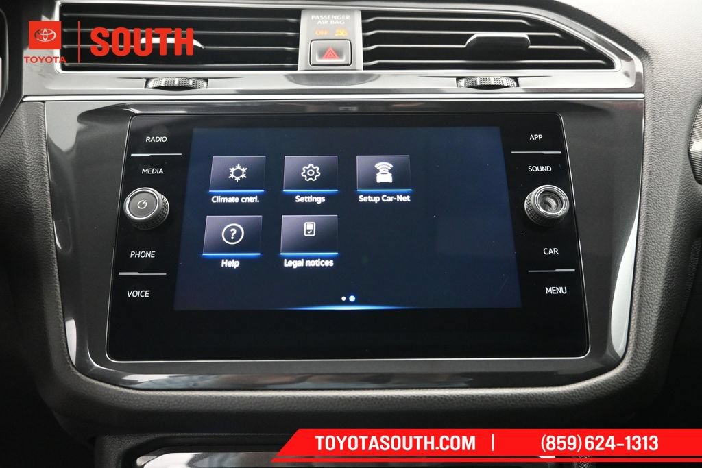Used 2024 Volkswagen Tiguan SE AWD/4WD image 19