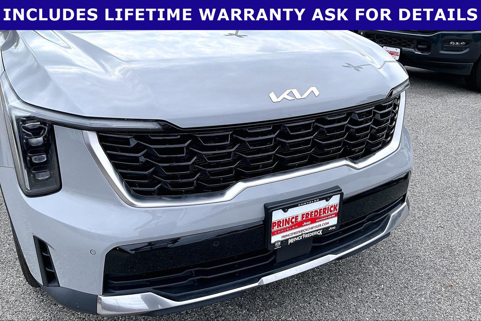 Used 2025 Kia Sorento S FWD image 26