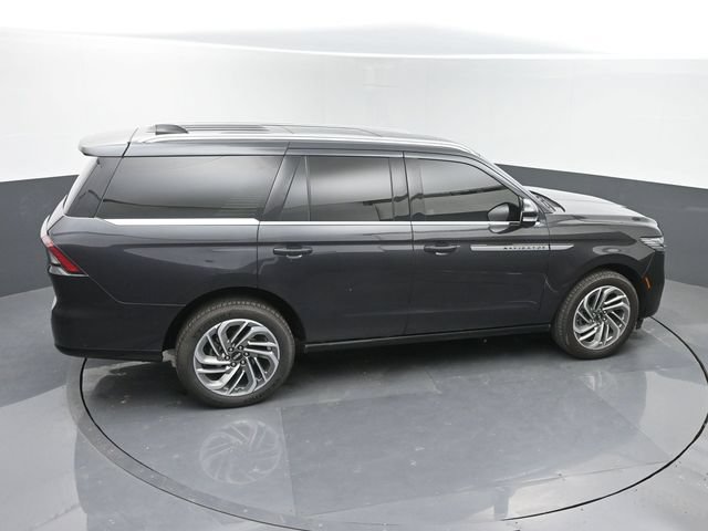 Used 2025 Lincoln Navigator Reserve AWD/4WD image 40