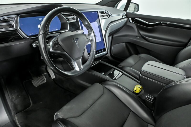 Used 2016 Tesla Model X 75D AWD/4WD image 17