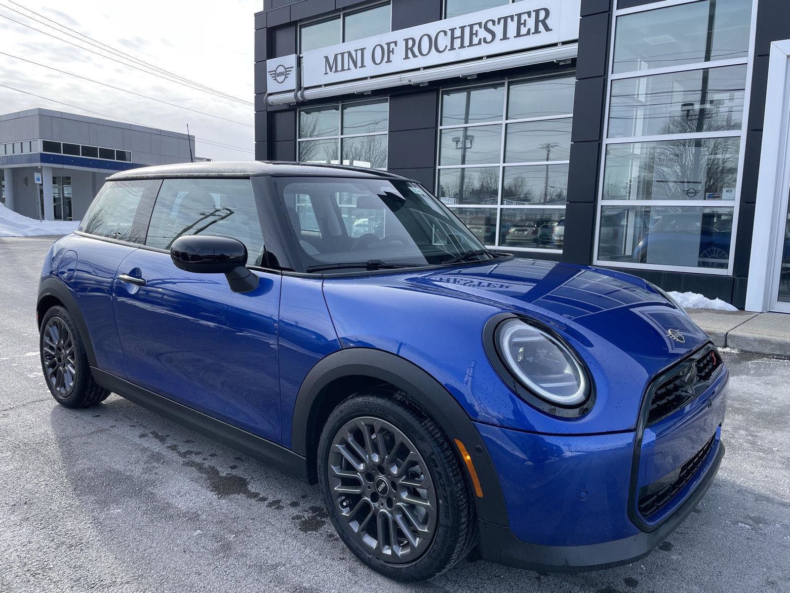 New 2025 MINI Cooper S FWD image 1