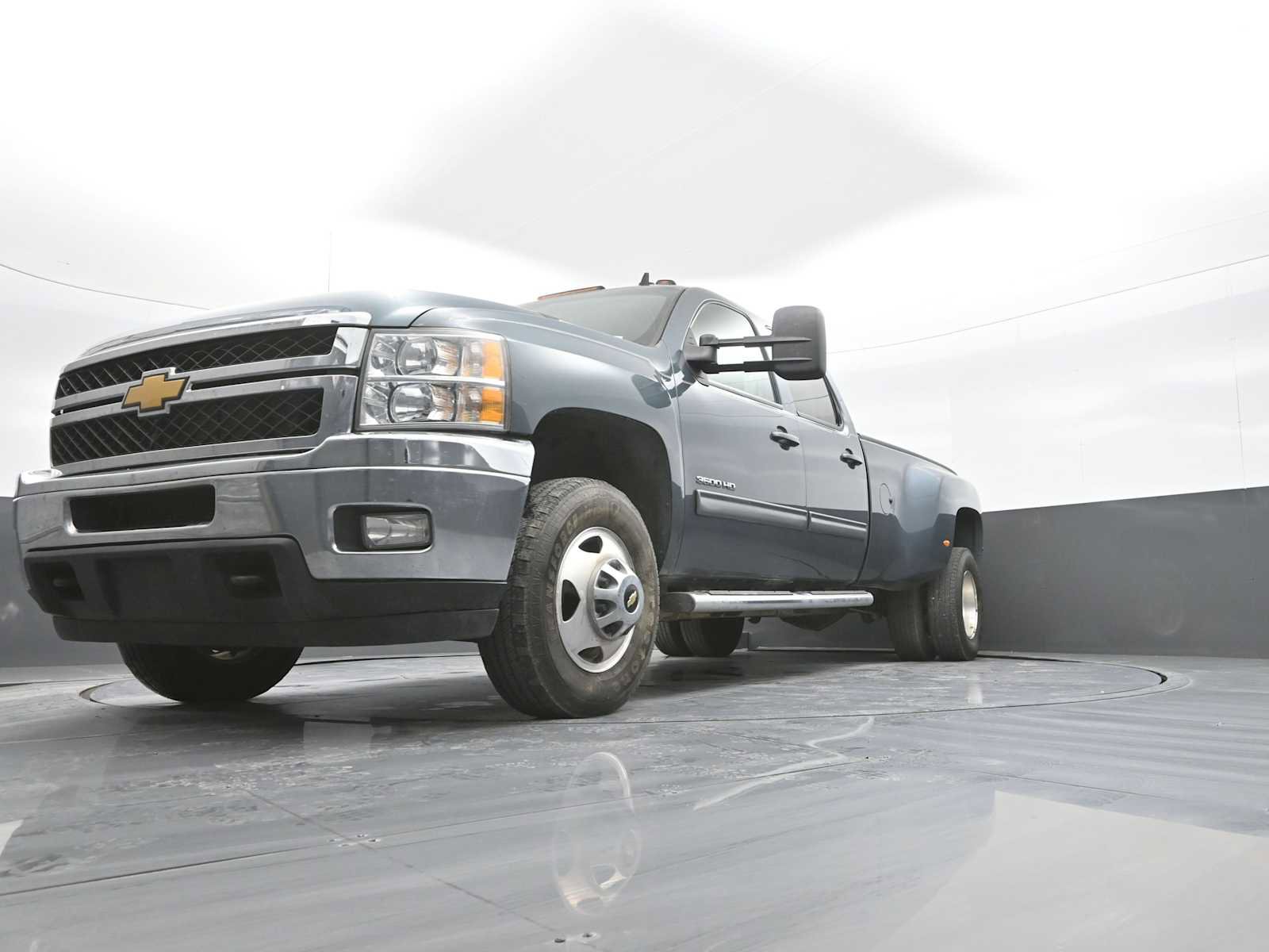 Used 2012 Chevrolet Silverado 3500 LTZ image 41
