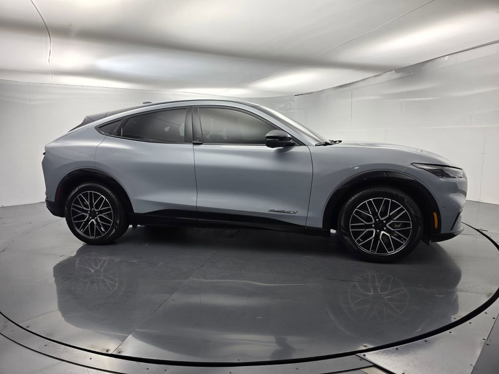 Used 2024 Ford Mustang Mach-E Premium image 3