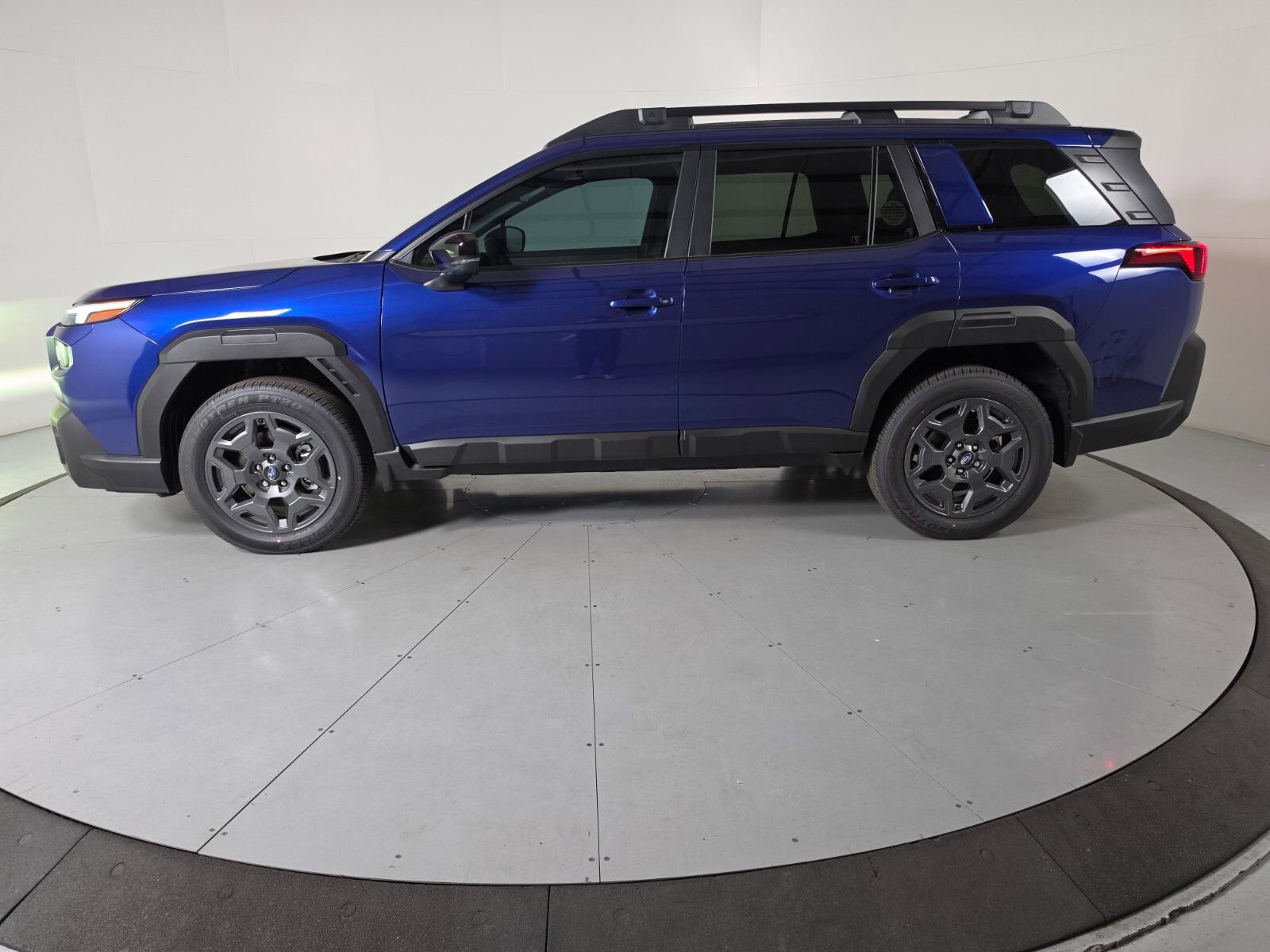 New 2026 Subaru Outback Premium AWD/4WD image 2