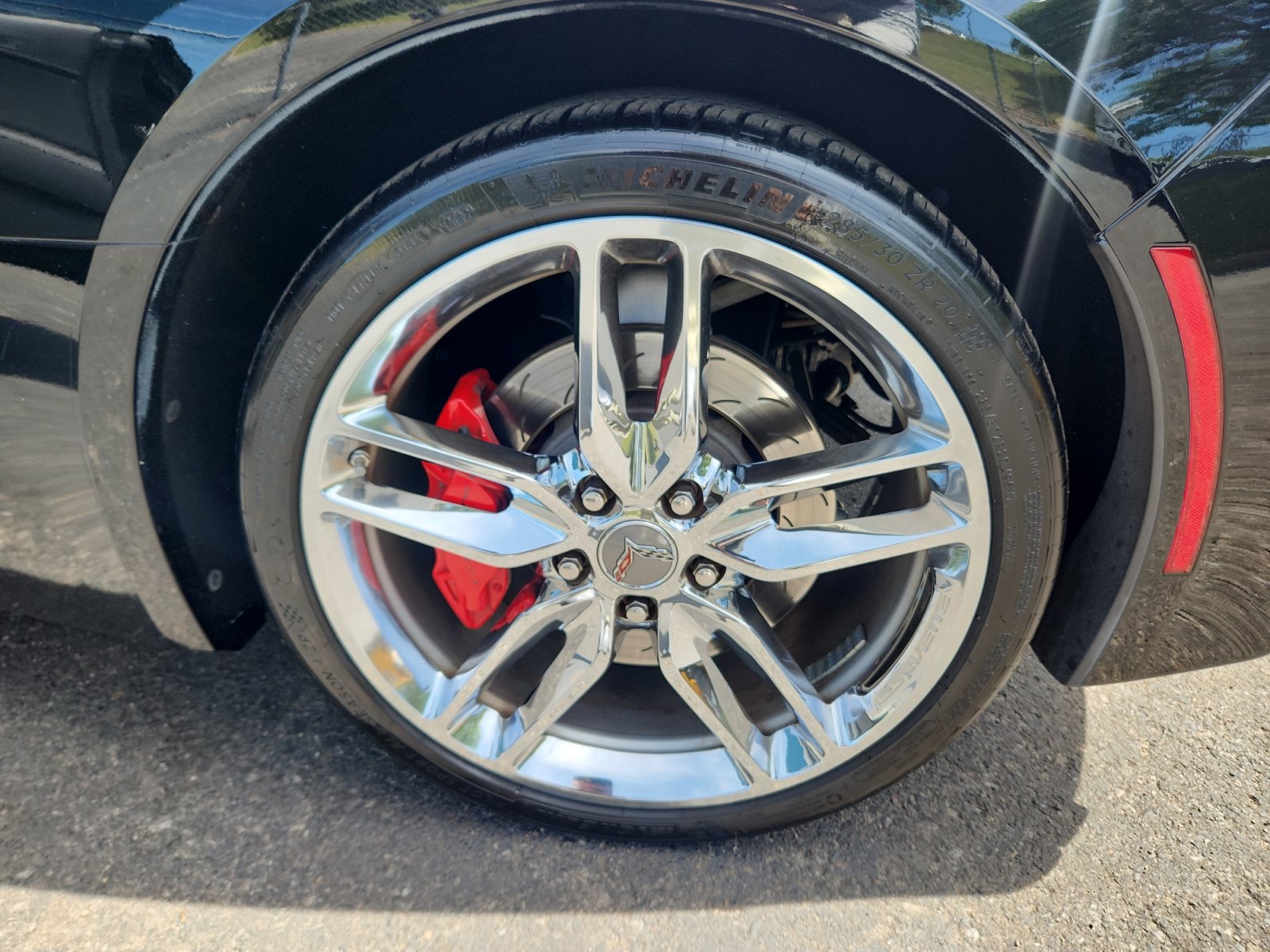 Used 2015 Chevrolet Corvette Stingray Coupe w/ 3LT Preferred Equipment Group RWD image 26