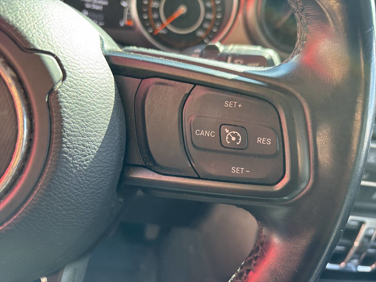 Used 2018 Jeep Wrangler Unlimited Sport S image 13