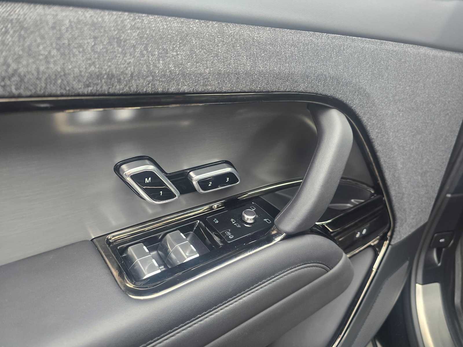 Used 2024 Land Rover Range Rover Sport Dynamic SE AWD/4WD image 21