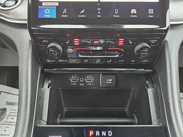 Used 2024 Jeep Grand Cherokee Limited AWD/4WD image 29