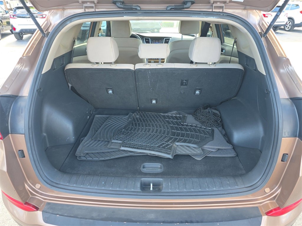 Used 2016 Hyundai Tucson SE image 7