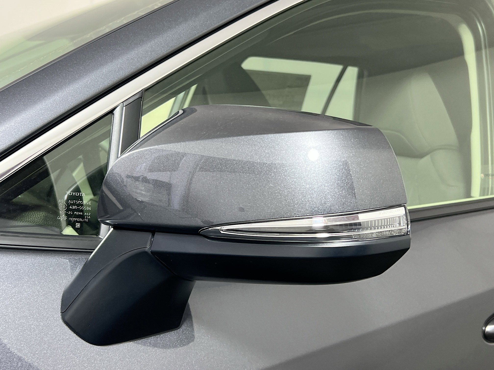 New 2025 Toyota RAV4 XLE image 12