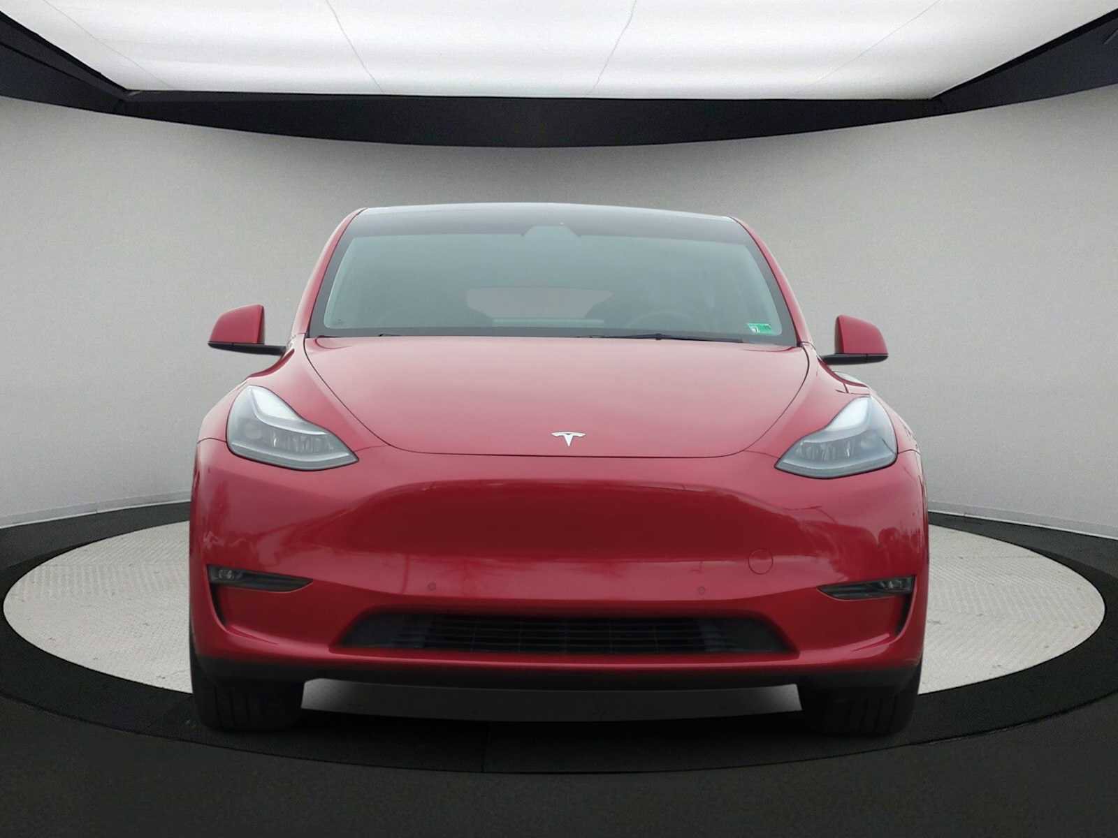 Used 2021 Tesla Model Y Performance image 3