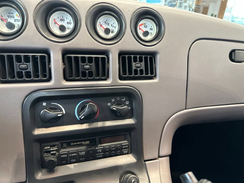 Used 1994 Dodge Viper RT/10 RWD image 13