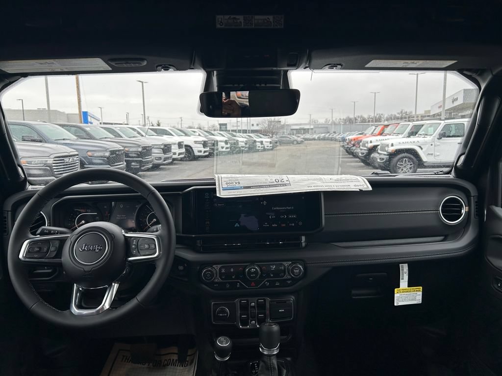 New 2026 Jeep Wrangler Unlimited Sahara AWD/4WD image 33