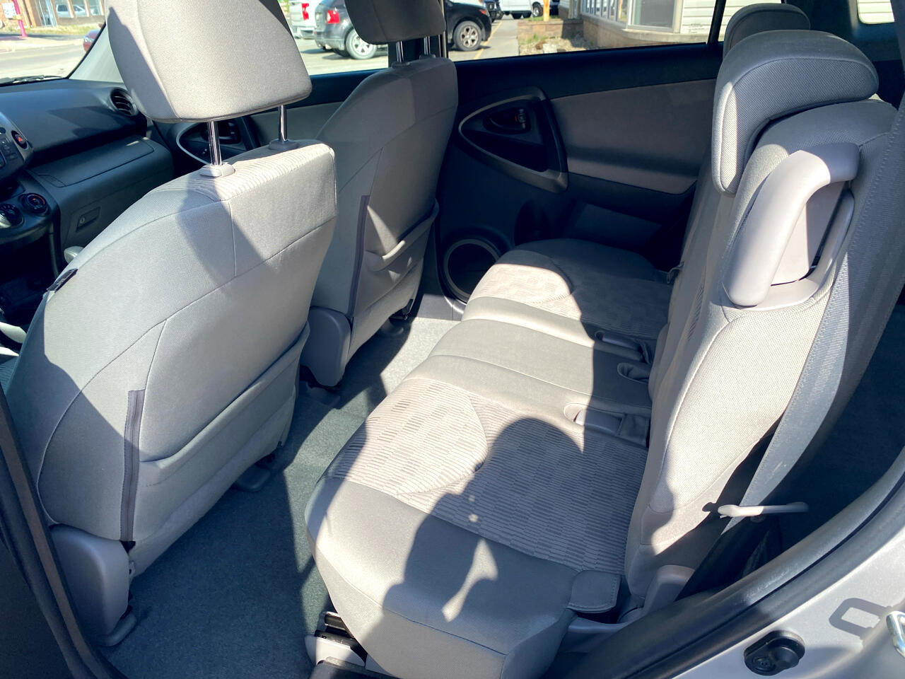 Used 2011 Toyota RAV4 4WD image 13