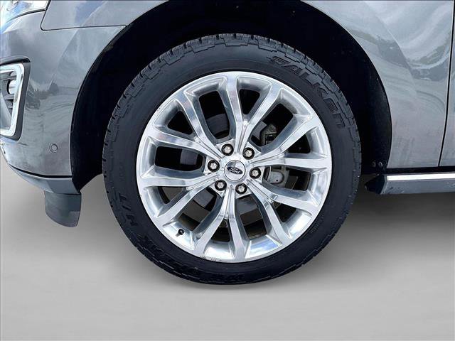 Used 2019 Ford Expedition Limited w/ Equipment Group 302A image 10