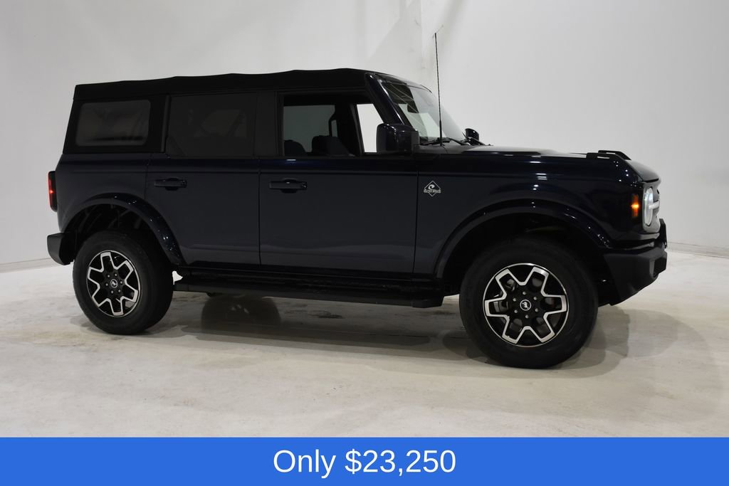 Used 2021 Ford Bronco Outer Banks image 3