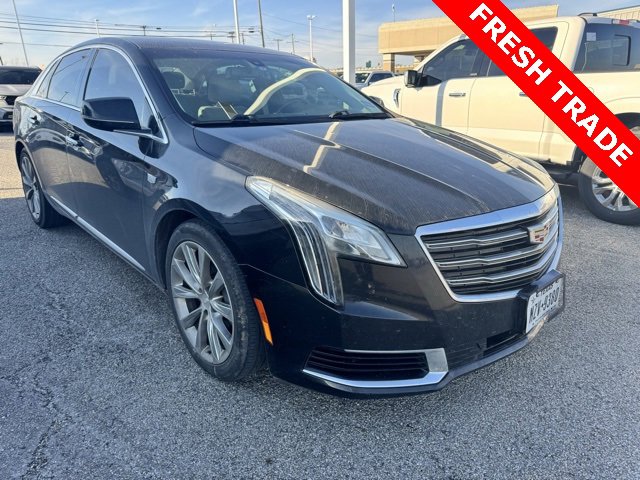 Used 2019 Cadillac XTS image 2