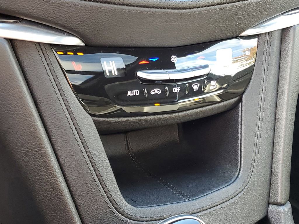Certified 2022 Cadillac XT5 Premium Luxury image 19