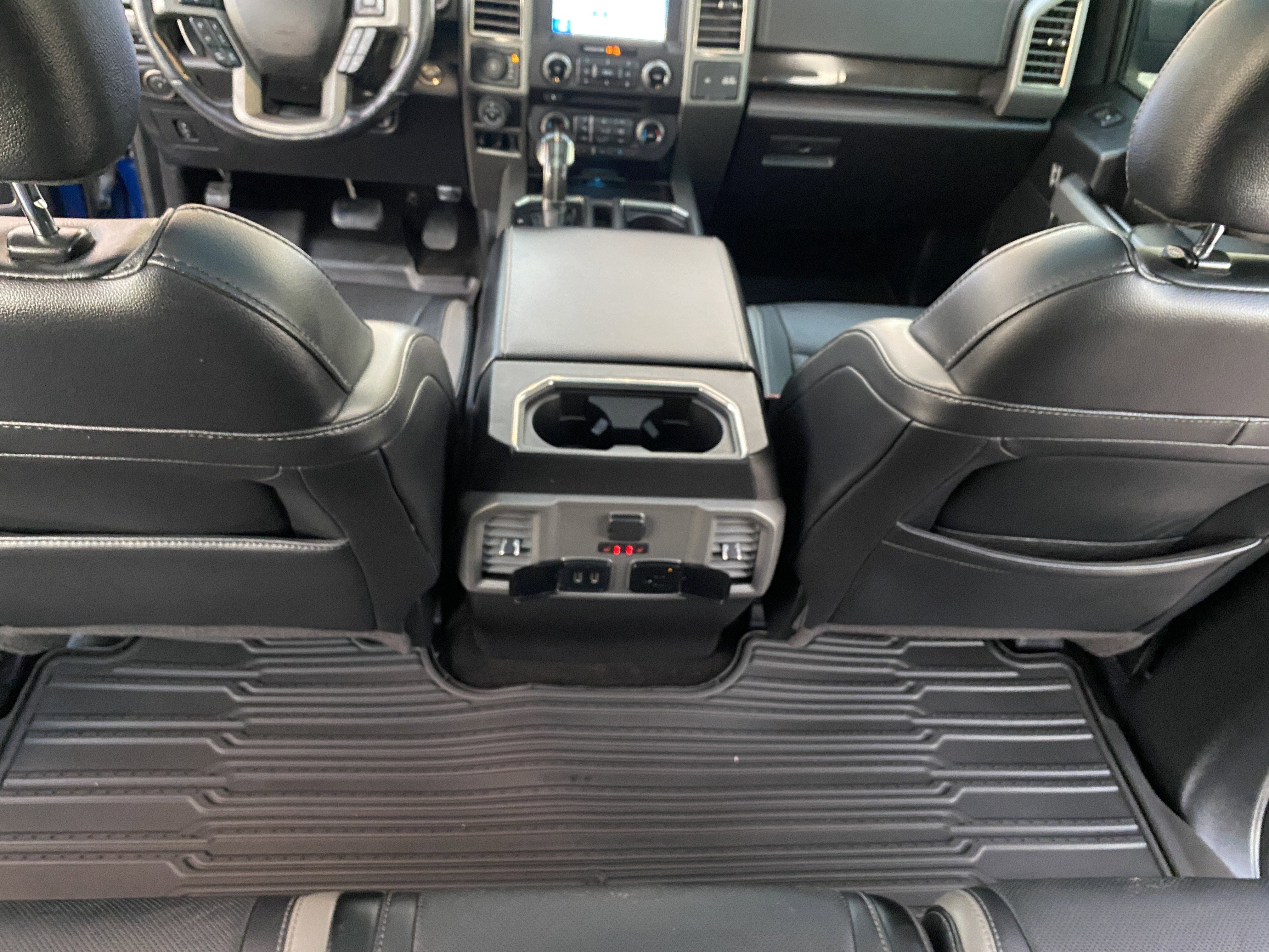 Used 2018 Ford F150 Raptor w/ Equipment Group 802A Luxury image 16