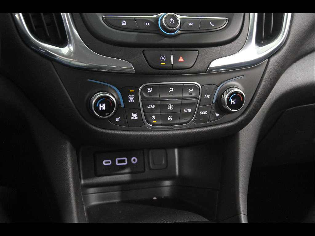 Used 2023 Chevrolet Equinox LT image 14