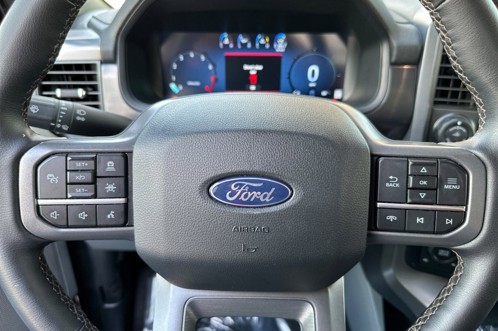 Used 2025 Ford F150 Lariat image 24