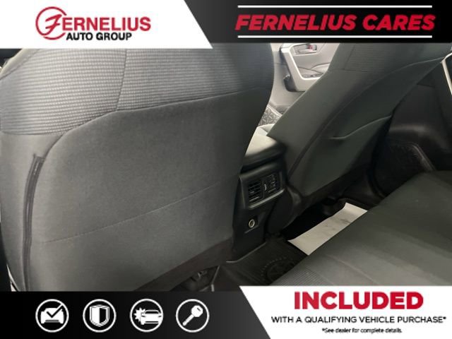 Used 2022 Toyota RAV4 LE image 25