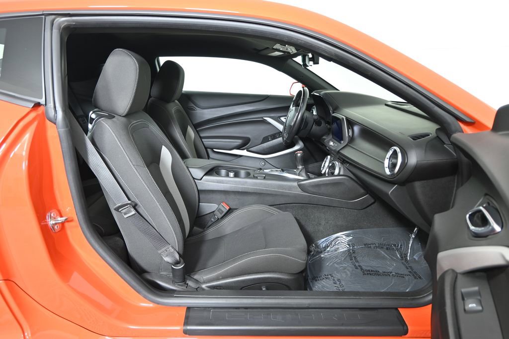 Used 2019 Chevrolet Camaro SS RWD image 13