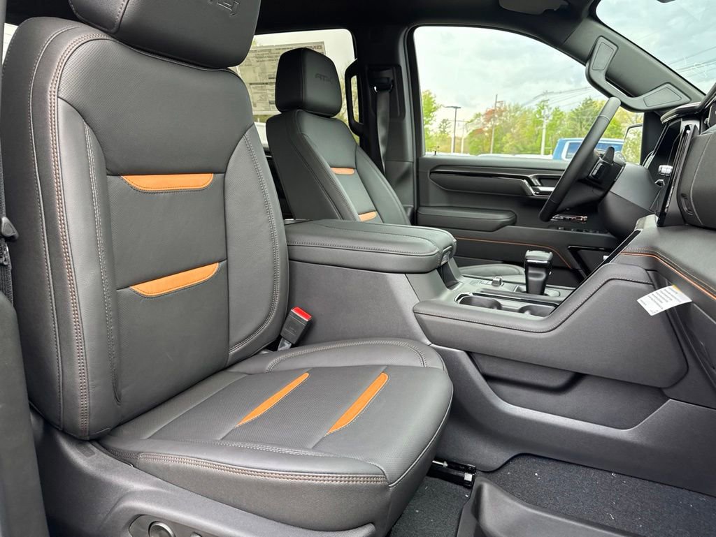New 2026 GMC Sierra 1500 AT4 w/ AT4 Premium Package AWD/4WD image 11
