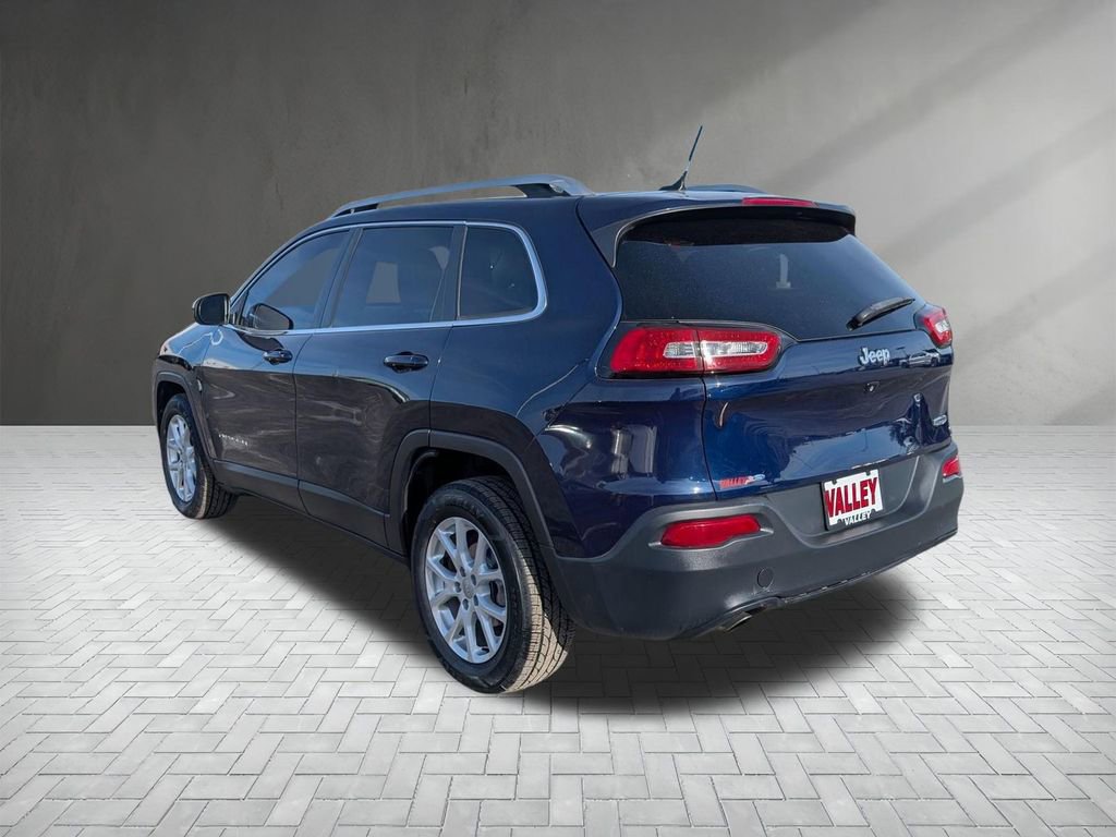 Used 2016 Jeep Cherokee Latitude w/ Cold Weather Group image 6