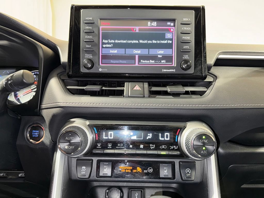 Used 2020 Toyota RAV4 XLE w/ Convenience Package AWD/4WD image 28