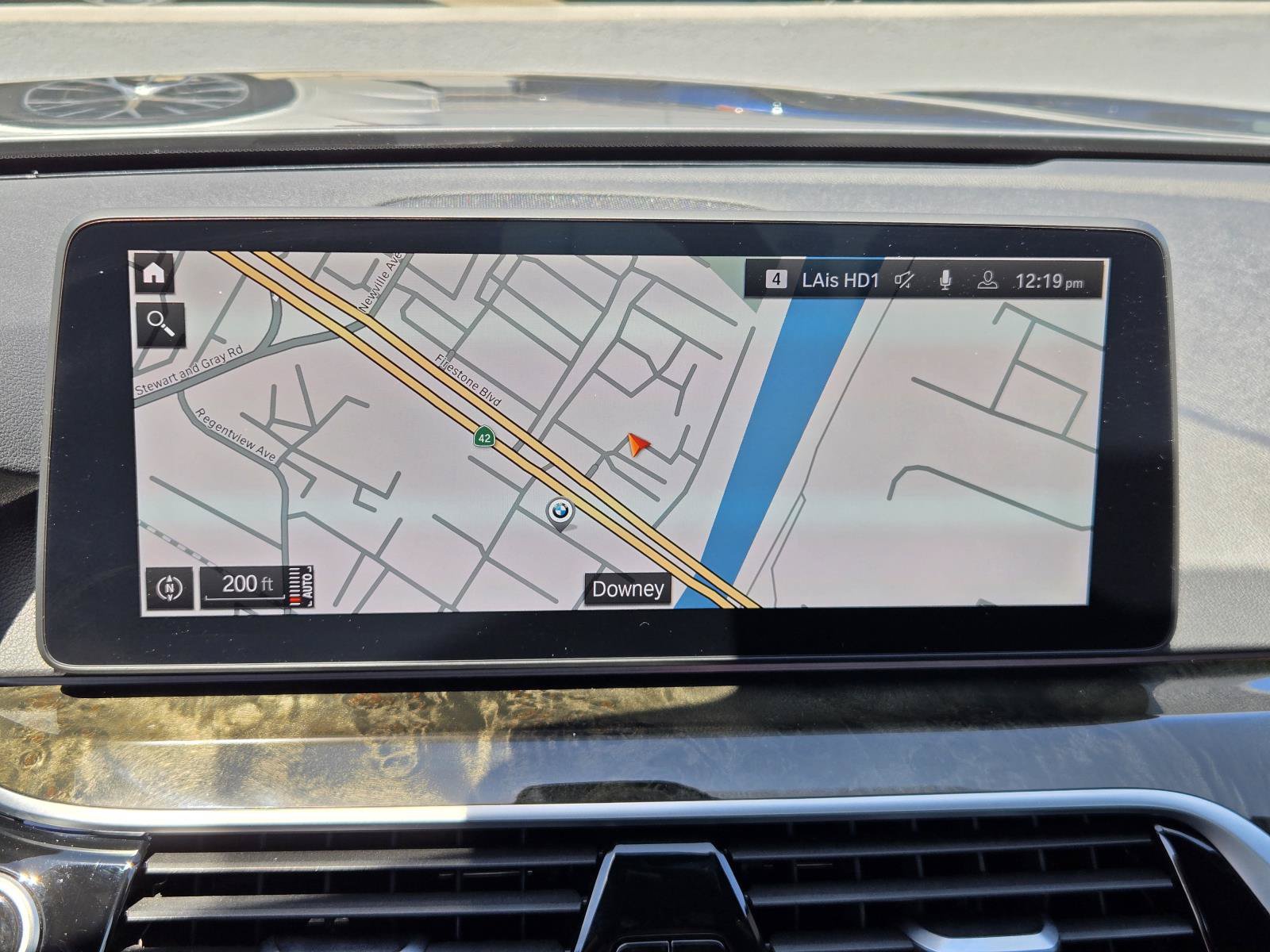 Used 2023 BMW 530i w/ Convenience Package RWD image 7