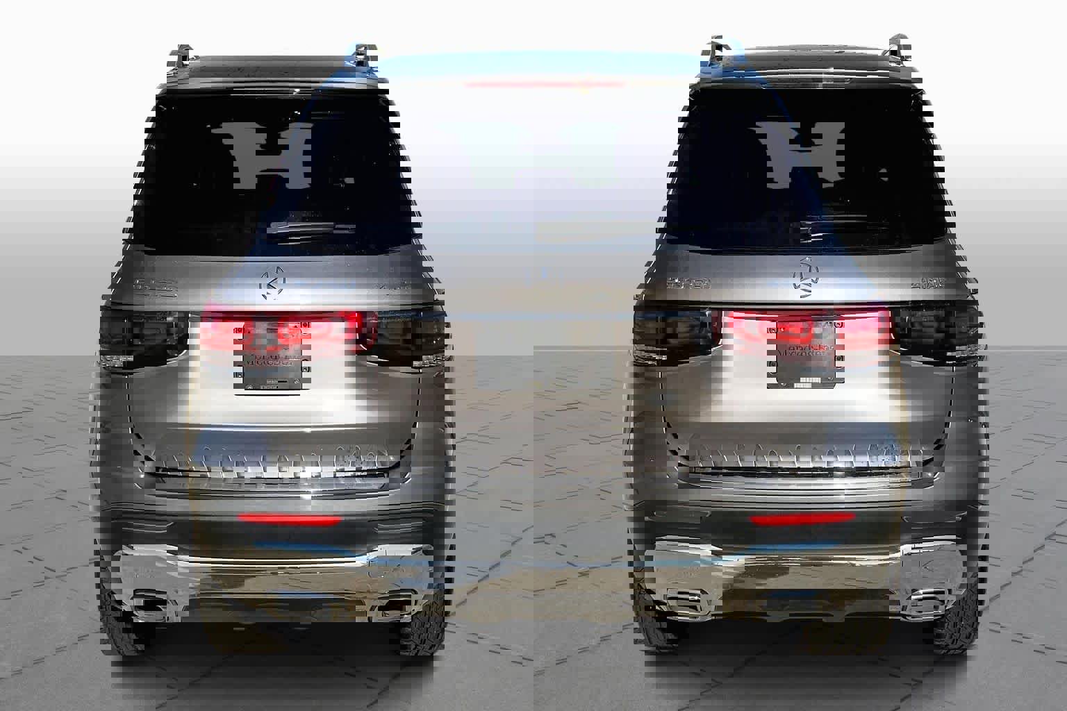 Used 2022 Mercedes-Benz GLB 250 4MATIC image 4