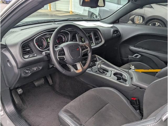 Used 2017 Dodge Challenger R/T Scat Pack w/ Leather Interior Group image 9