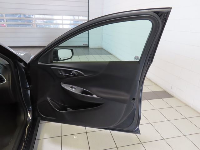 Used 2023 Chevrolet Malibu LT FWD image 26