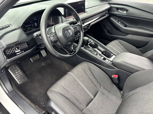 Used 2025 Honda Accord Sport image 20
