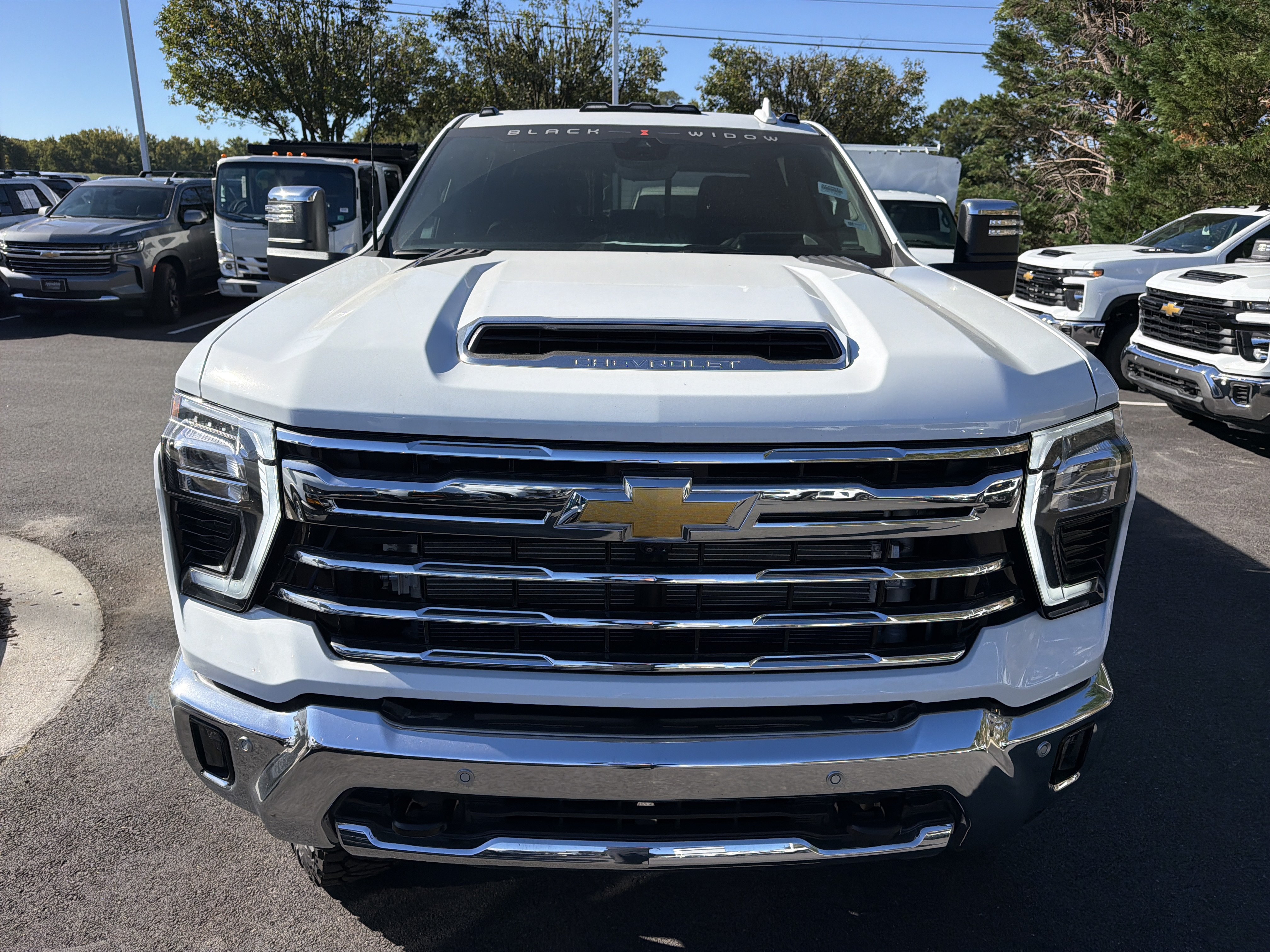 New 2026 Chevrolet Silverado 3500 LTZ w/ LTZ Plus Package AWD/4WD image 2