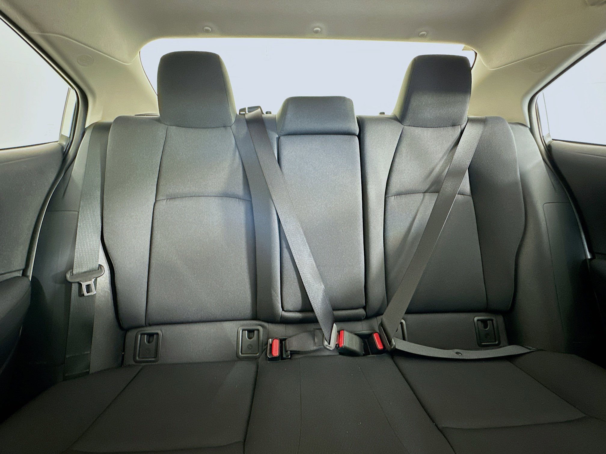 Used 2023 Toyota Corolla LE FWD image 29
