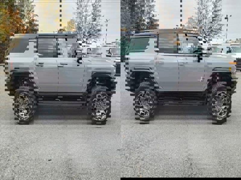 New 2025 GMC Hummer EV 3X image 3