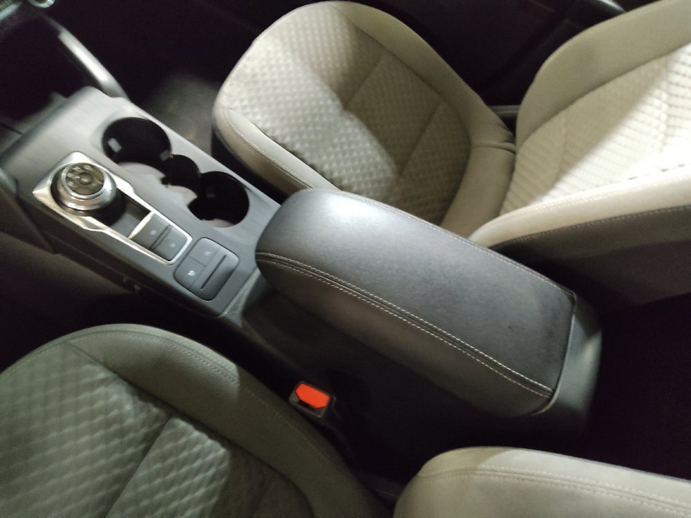 Used 2020 Ford Escape SE FWD image 26