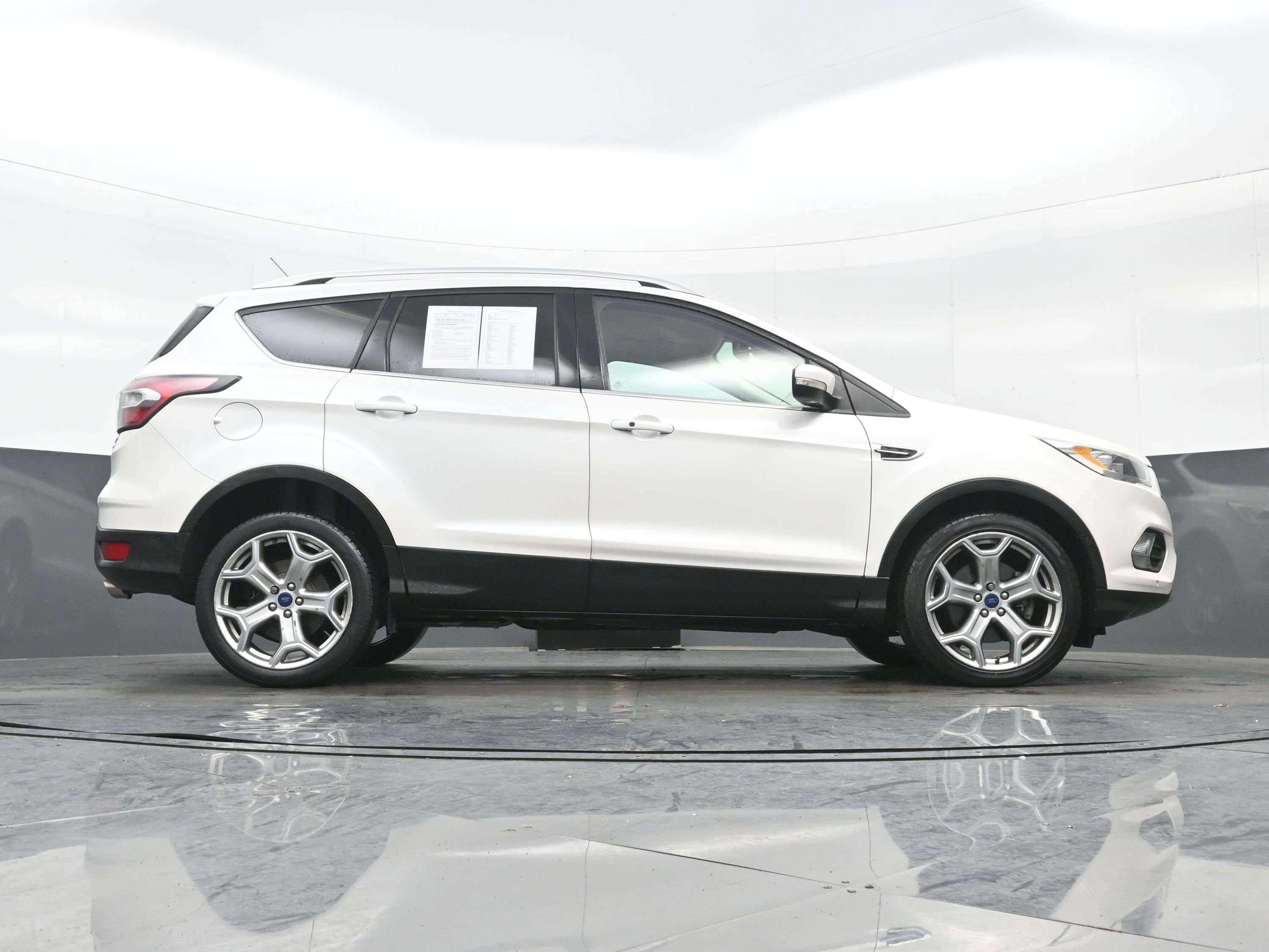 Used 2017 Ford Escape Titanium w/ Equipment Group 301A image 30