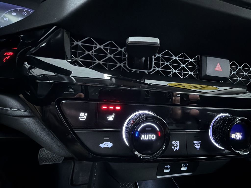 Used 2024 Honda Accord Touring image 23