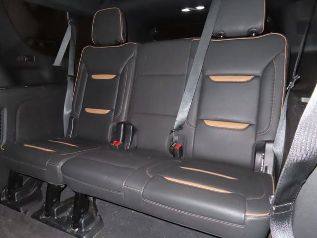 Used 2023 GMC Yukon XL AT4 image 20