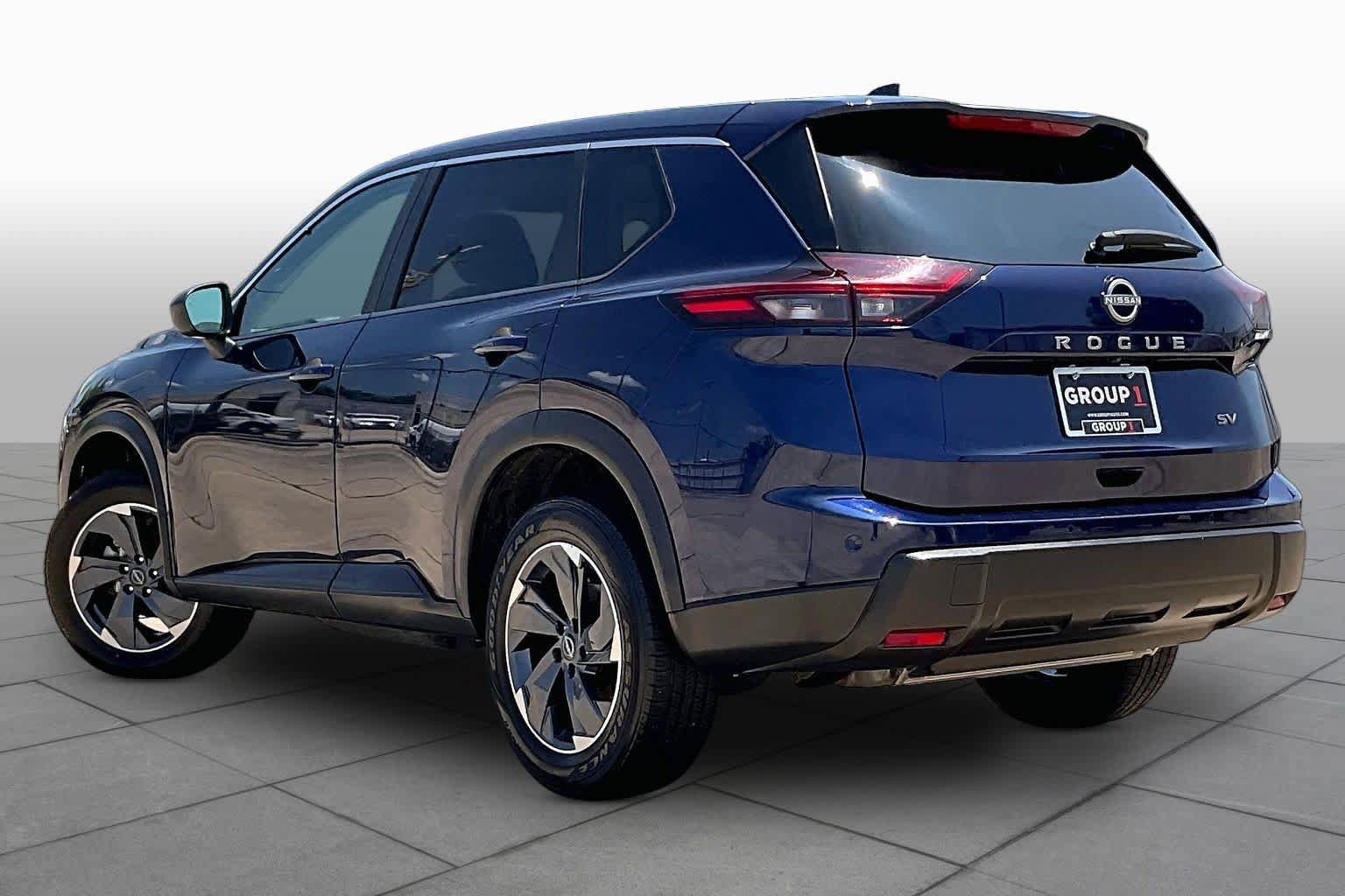 Used 2024 Nissan Rogue SV FWD image 13